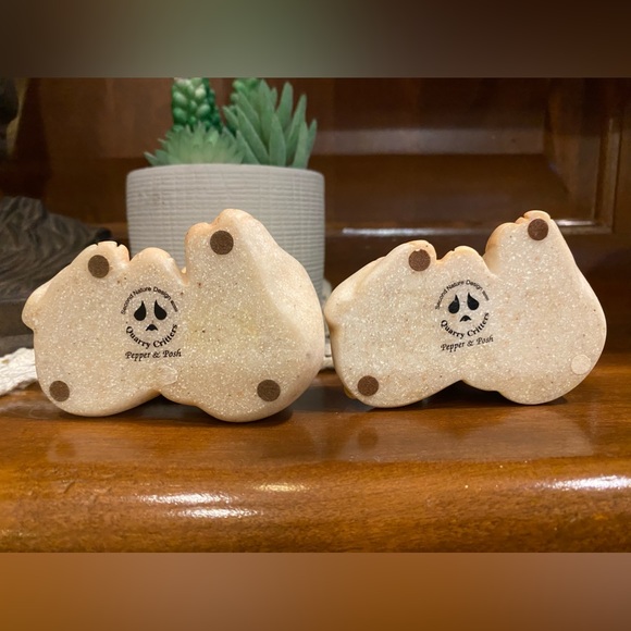 Pigs - Second Nature Design 2000 Quarry Critters Pepper & Posh - Picture 5 of 5